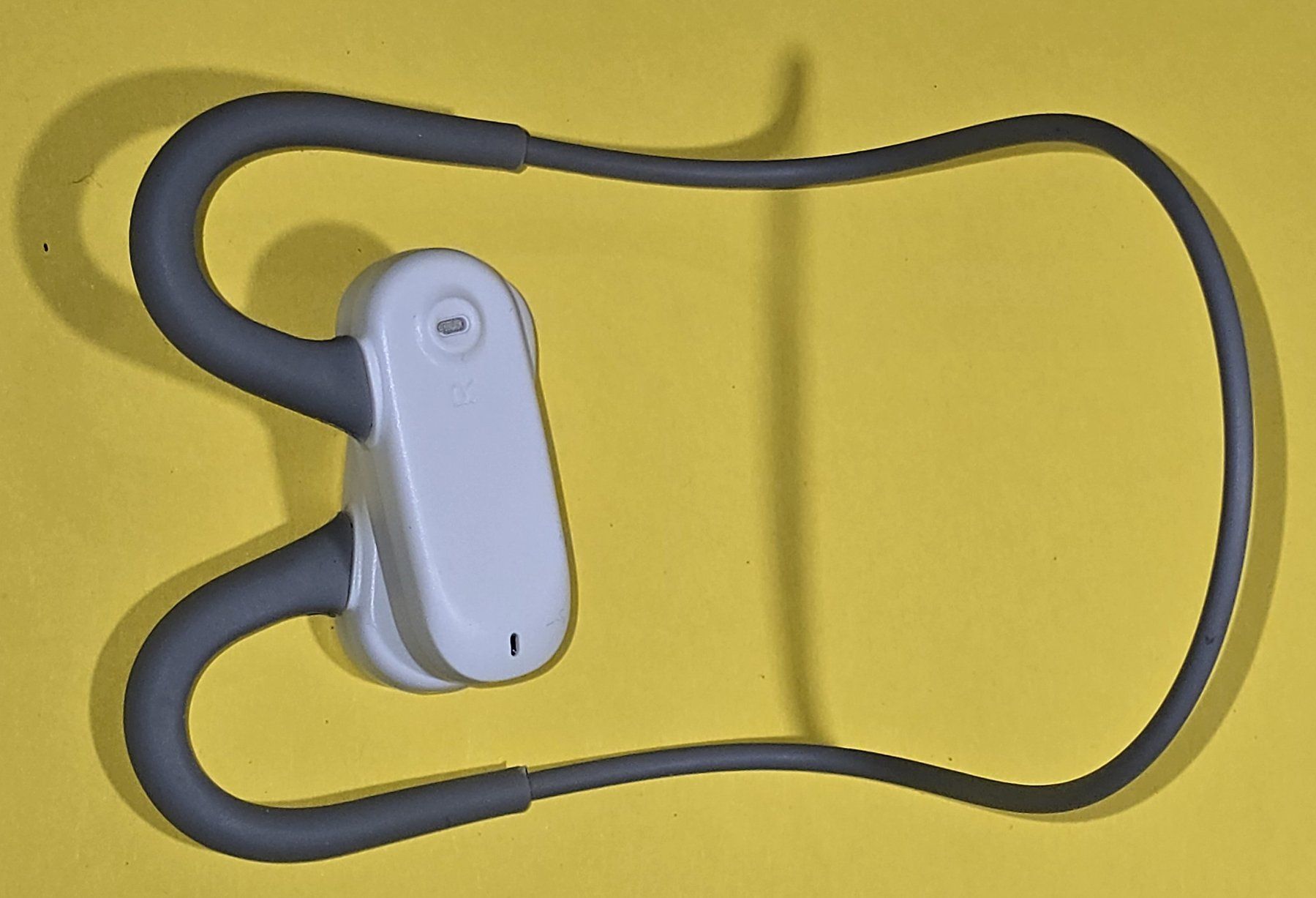 Cuffie: Headset mit 8h Laufzeit, Neu, On-ear, getestet – Nuovo (secondo la descrizione) da Azmoos venduto da johanoes 2