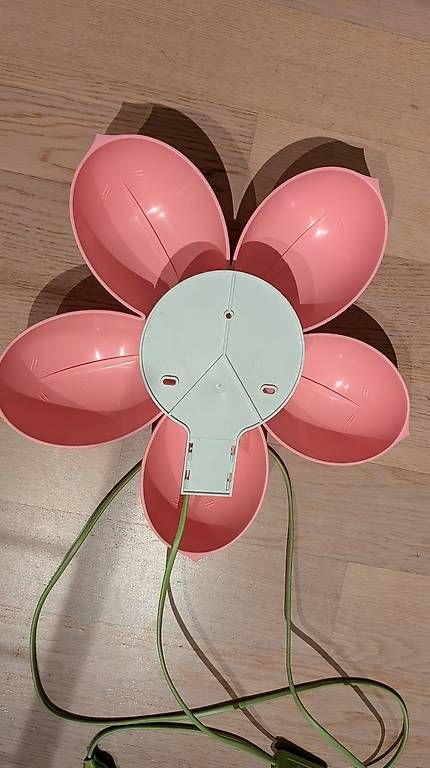 Ikea Lampade: Ikea Kinderlampe Blume rosa – Usato da Ostermundigen venduto da lid_sg9q 1