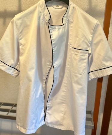 Weisses Kochjacke kurzarm, Grösse 46, neuwertig!