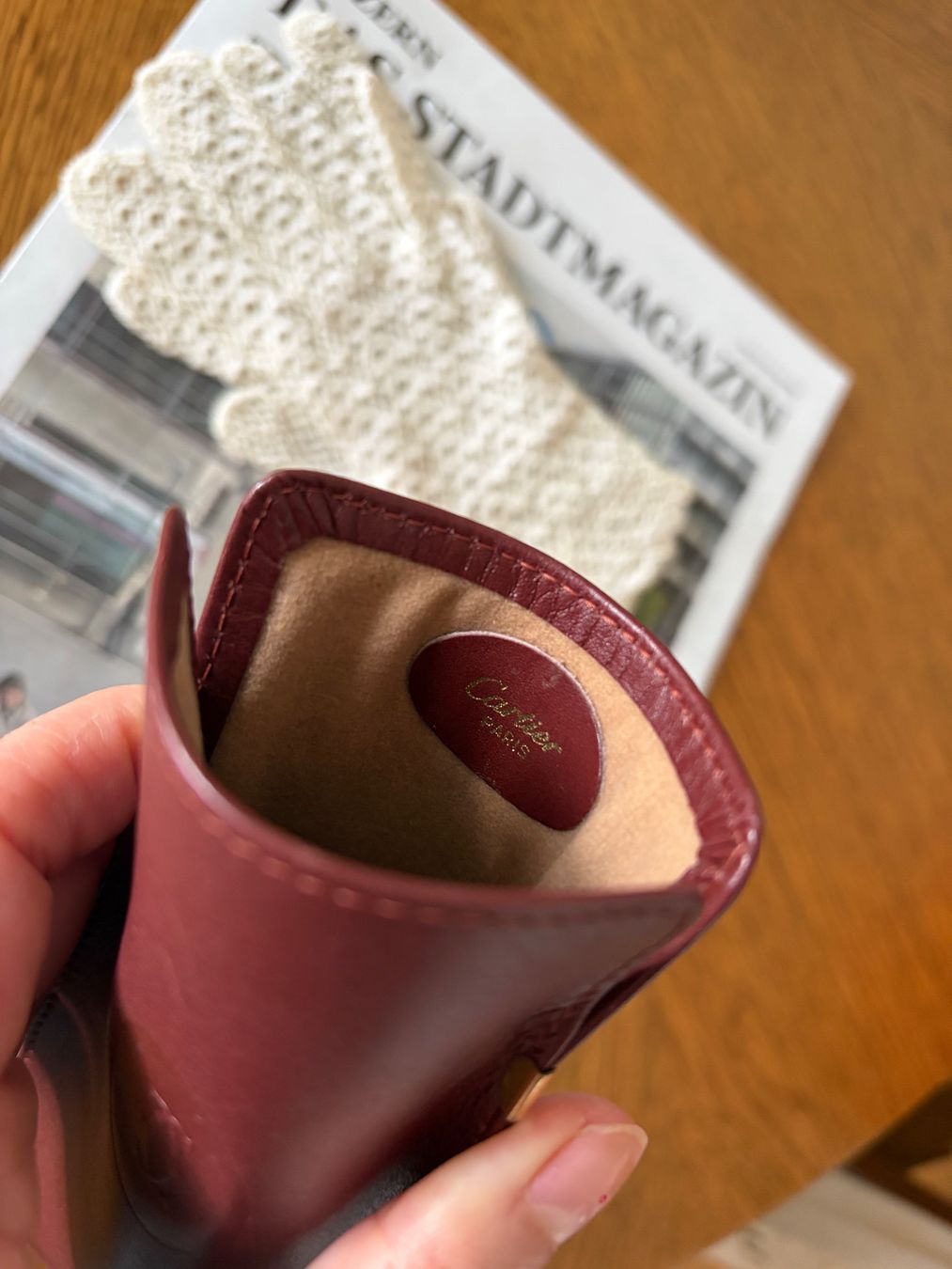 Altro in  Abbigliamento & Accessori: Cartier Etui Burgundy Leather – Usato da Luzern venduto da AM2nd 1