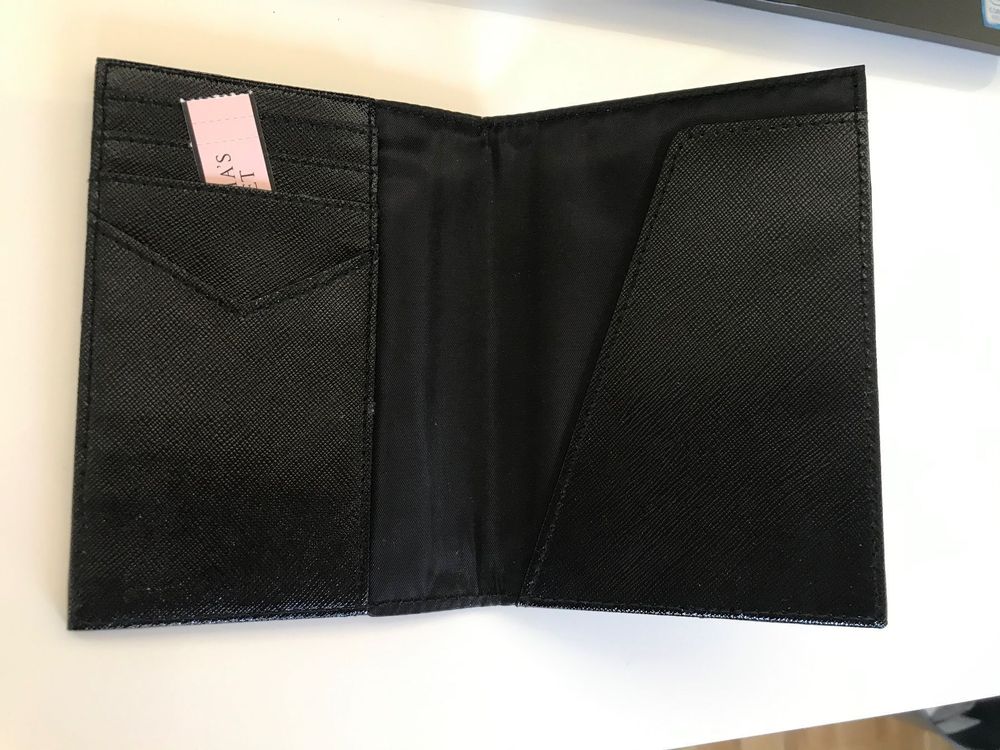 Victoria’s Secret Passport Cover NEW Kaufen auf Ricardo