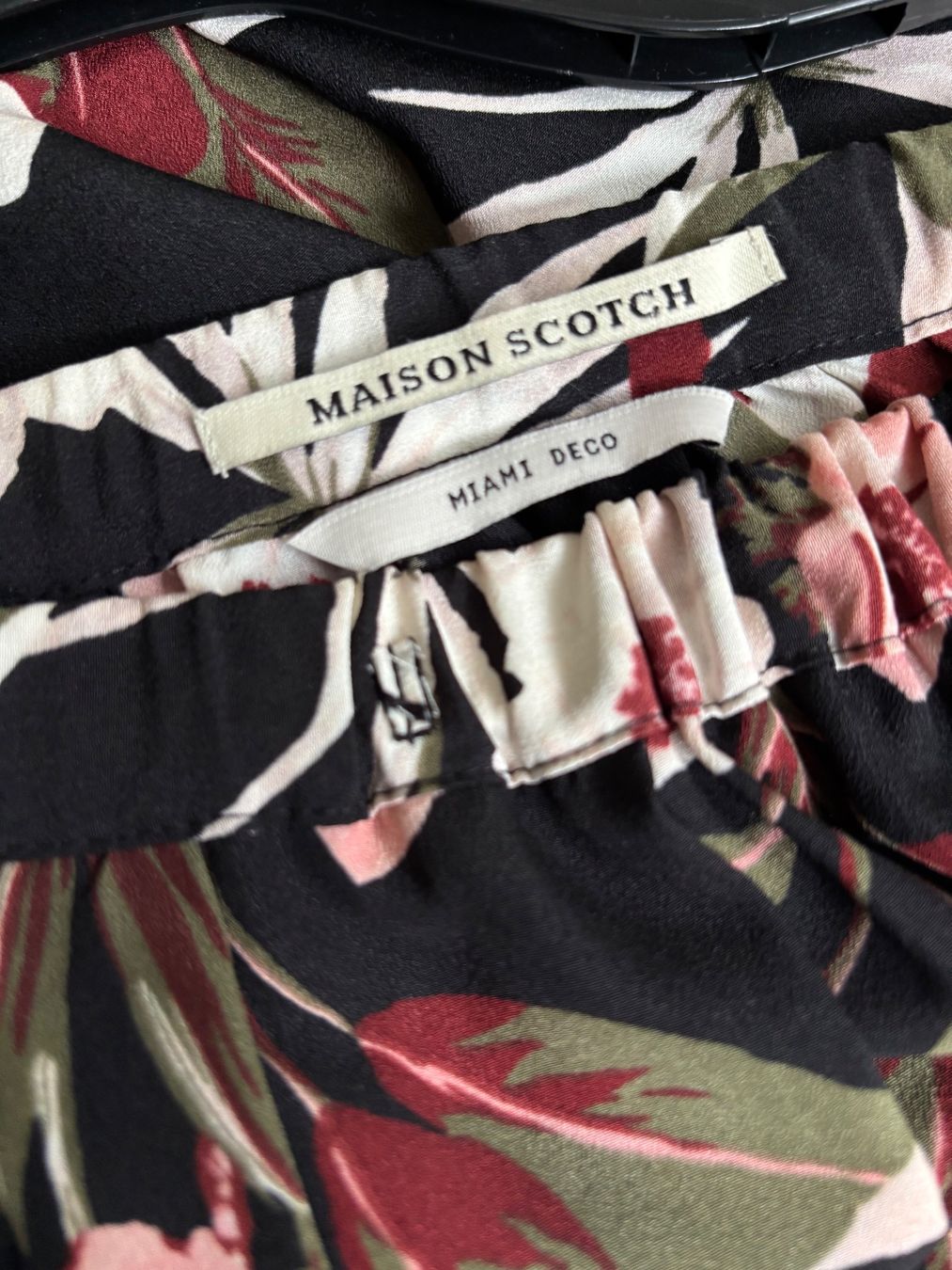 Maison Scotch Gonne: Rock / Jupe - Maison Scotch / Miami Deco – Usato da Thun venduto da Ajenjo 4