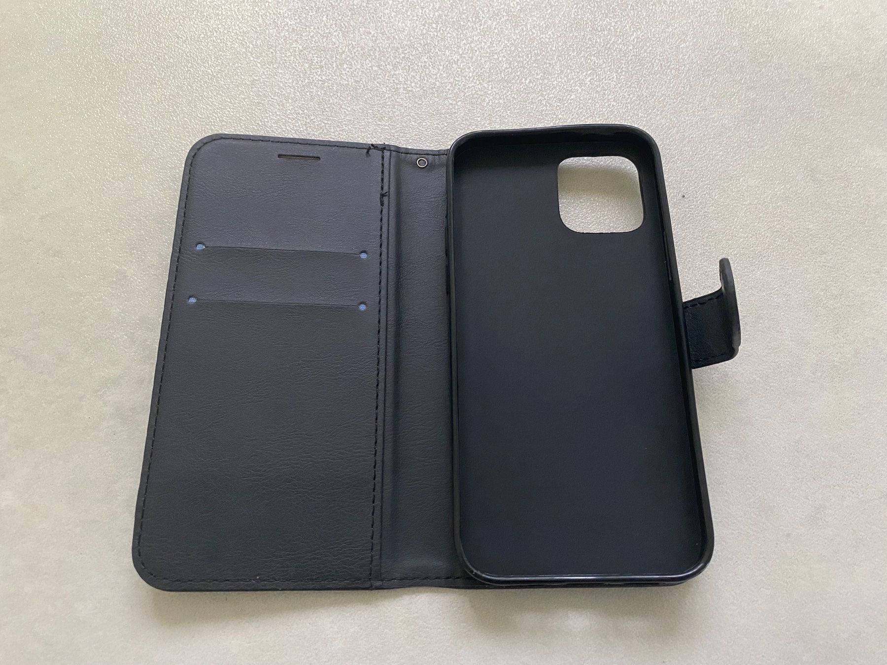 Covers & Schutzfolien: Leder-Etui Hülle für Iphone 14 Plus – Neu und originalverpackt aus Spreitenbach von Brockiland-Flohmarkt