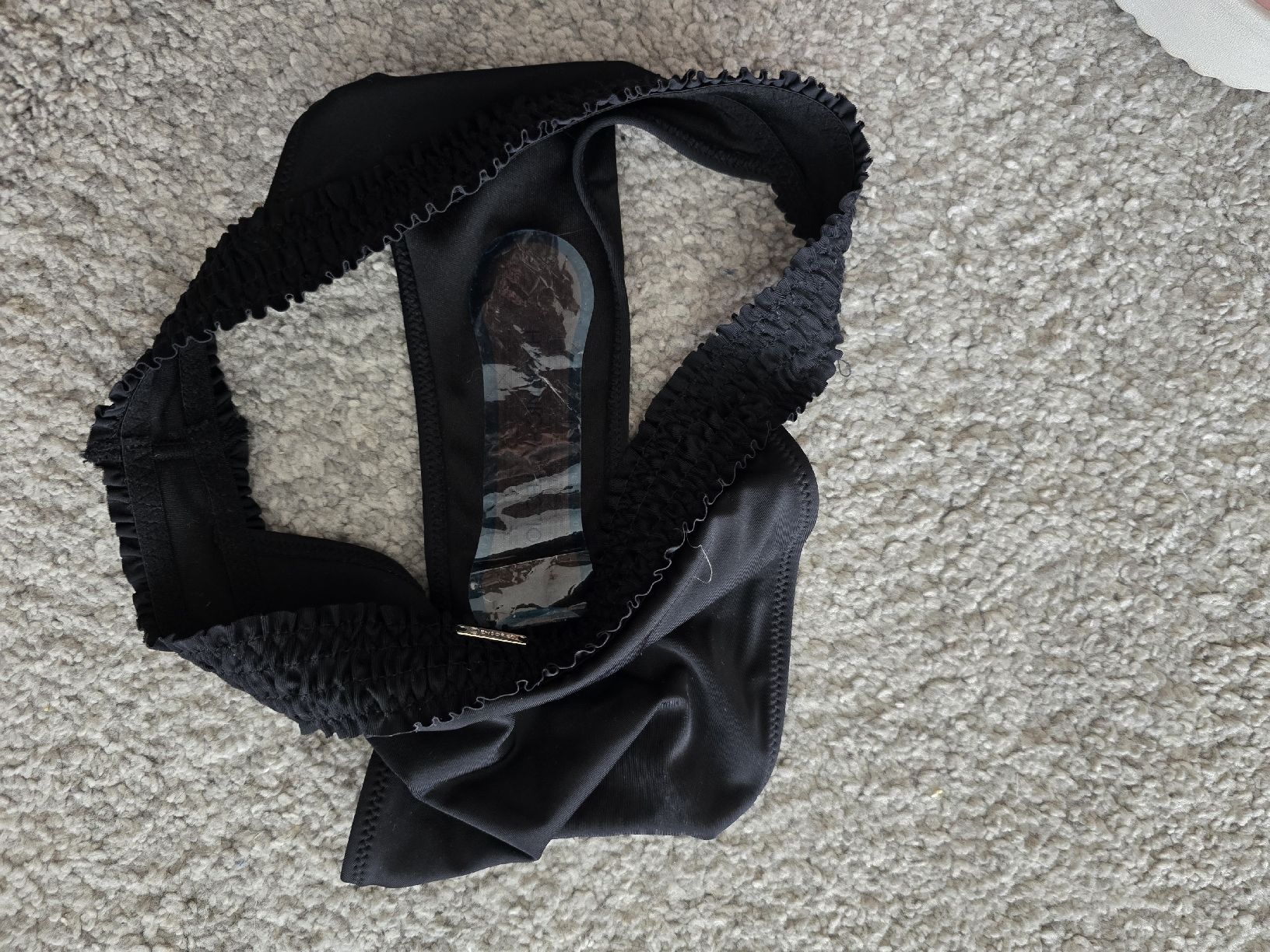 Costumi da bagno & Bikini: Bikini schwarz mit Rüschen Grösse S neu – Nuovo (secondo la descrizione) da Dietikon venduto da Kaska2020 3