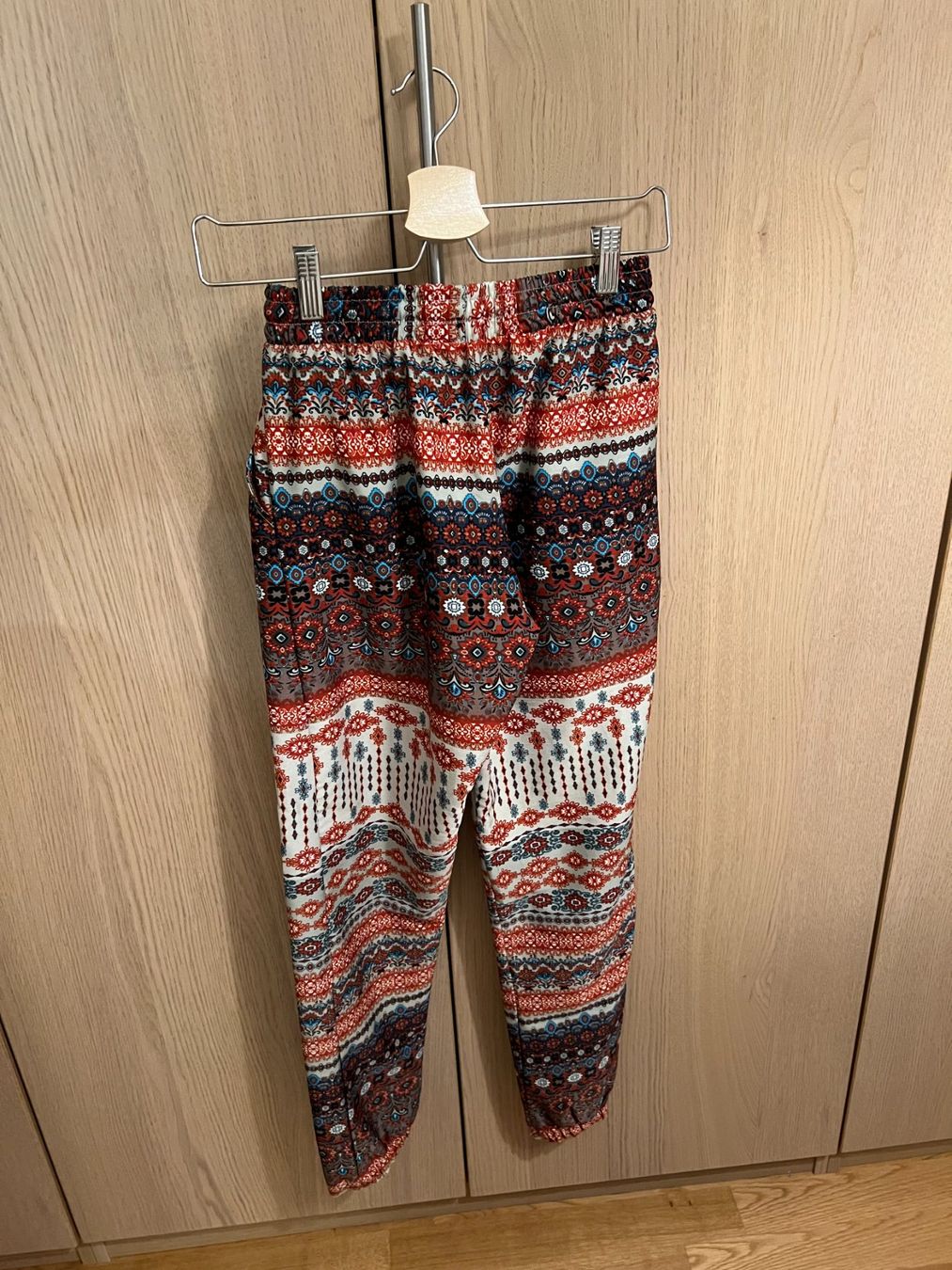 Pantaloni: Pantalone con tasche – Usato da Bôle venduto da dany2021 1