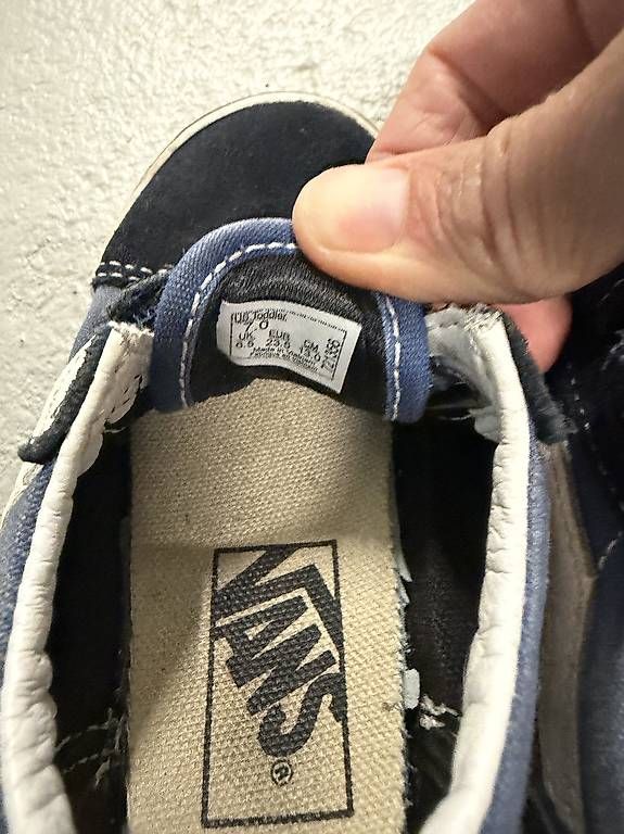 Chaussures garçon: Vans Schuhe 23.5 – D'occasion à Luzern par Sportstudentin 3