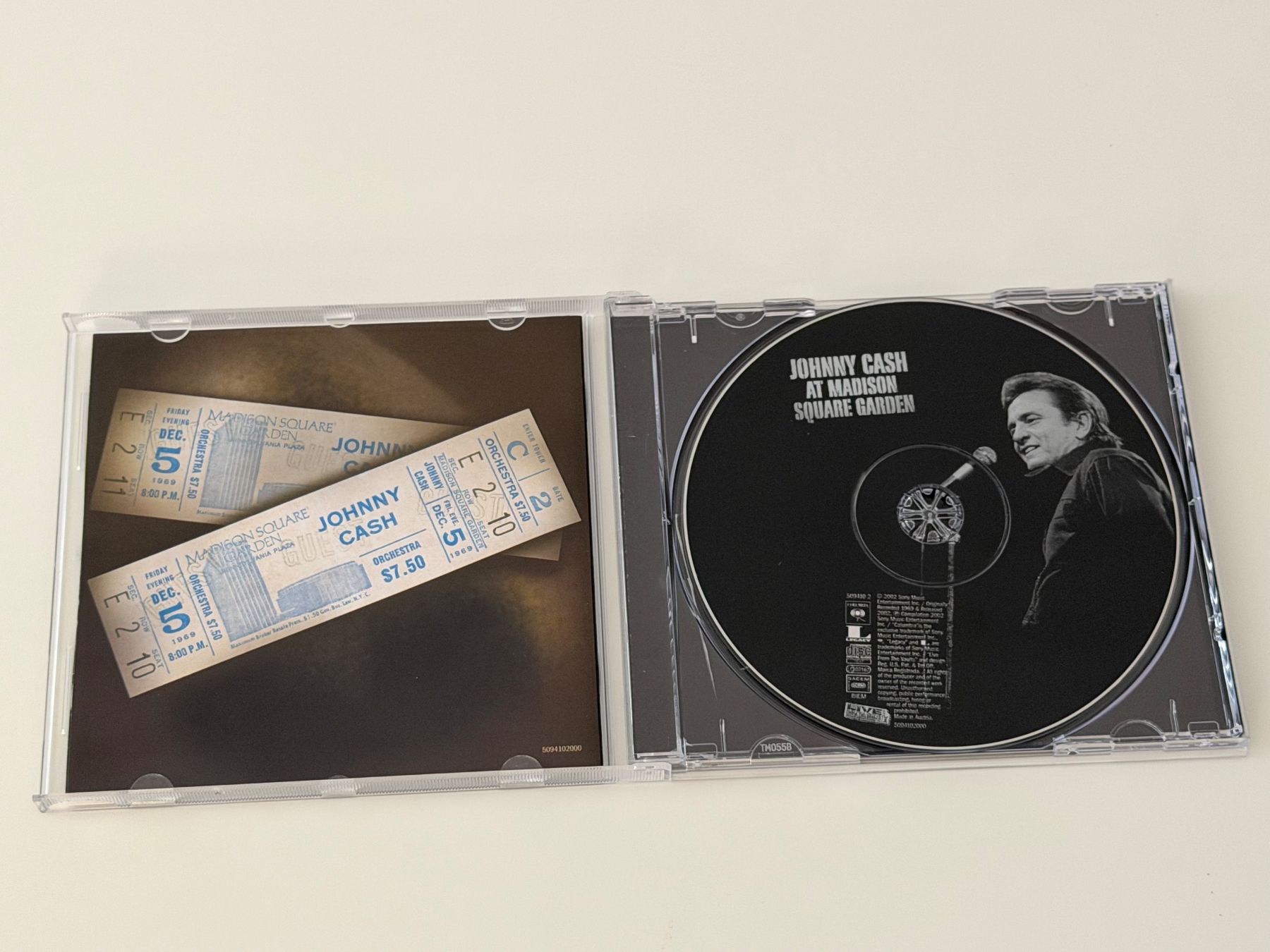 CDs: Johnny Cash At Madison Square Garden CD – Neu (gemäss Beschreibung) aus Altstätten SG von sheamus 2