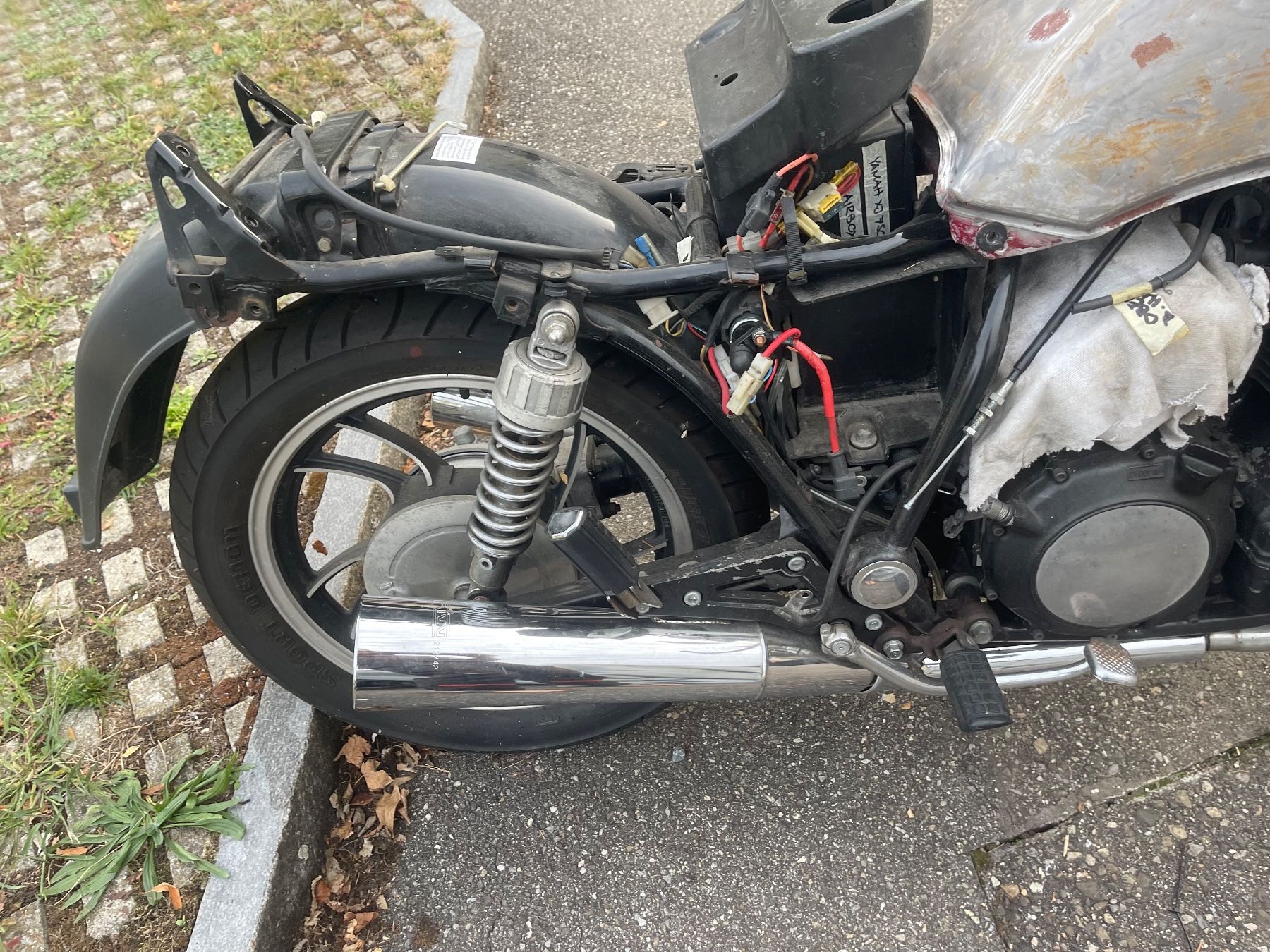 Yamaha Chopper: Yamaha XJ 750 – Usato da Zürich venduto da Koby57