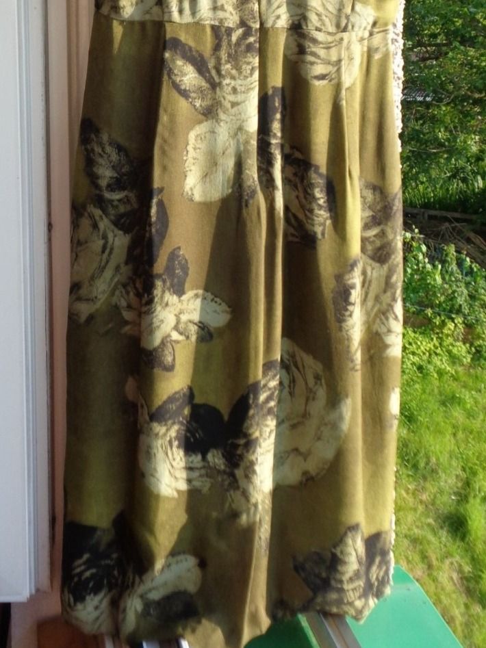 Globus Vestiti: Seidenkleid Damen, Gr. 36, von Globus – Nuovo (secondo la descrizione) da Tafers venduto da kor_jf9w 3