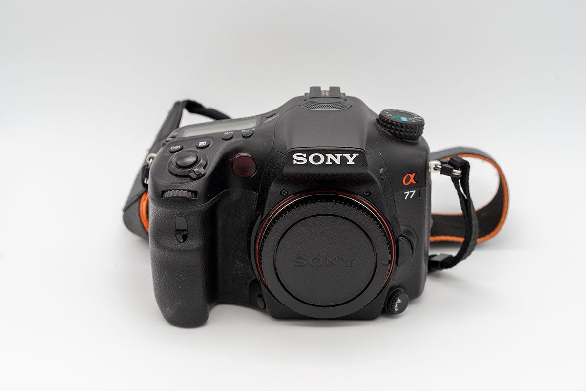Sony Fotocamera: Sony Alpha A77 – Usato da Zürich venduto da Greg79