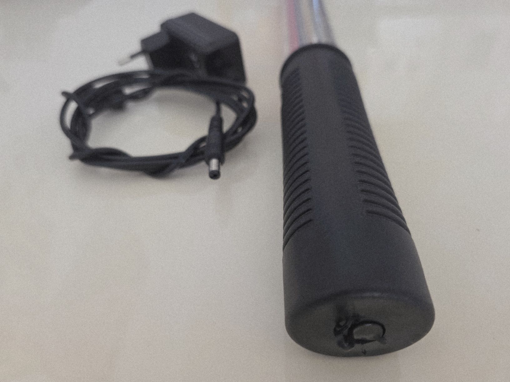 Lampen: Stablampe LED Aufladbar neuwertig – Gebraucht aus wetzikon von Bestedienste 3