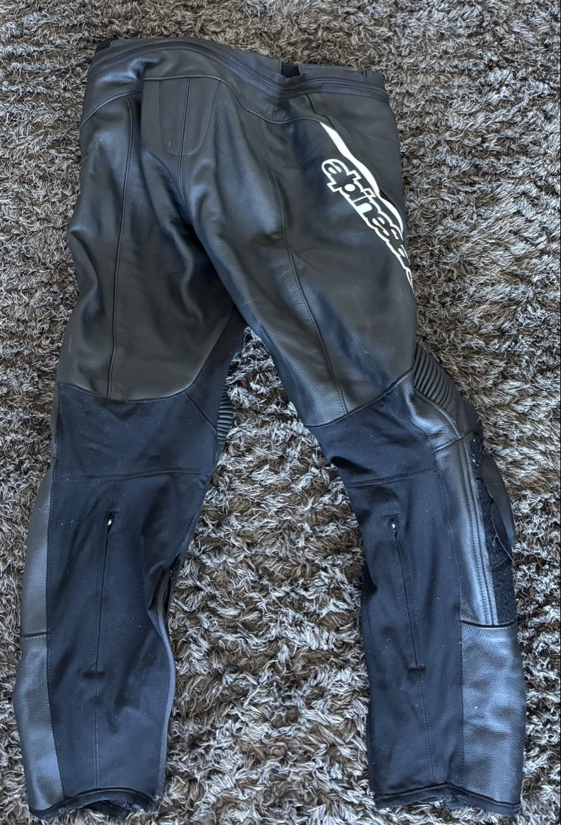 Alpinestars Lotti di vestiti: Ensemble en cuir Alpinestars – Nuovo (secondo la descrizione) da Bassecourt venduto da Ledirecteur7 3