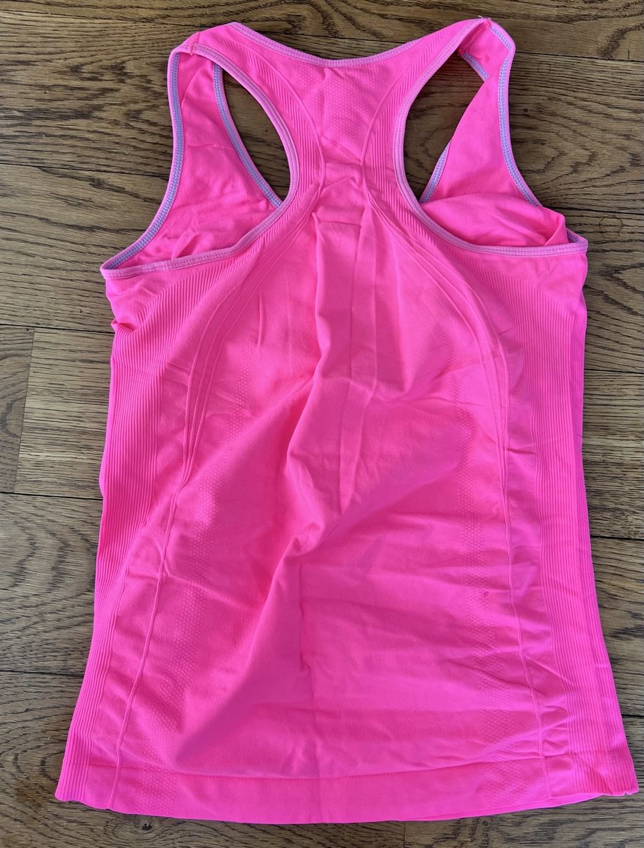 H&M Tops: Débardeur H&M Sport – Neu (gemäss Beschreibung) aus Servion von sap_w8wg 1