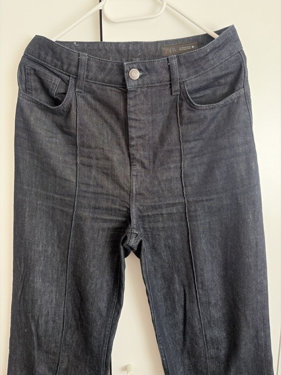 Zara Jeans: Jean Zara Taille 36 Flare Évasé – Nuovo (secondo la descrizione) da Renens VD venduto da sar_bwz5 1