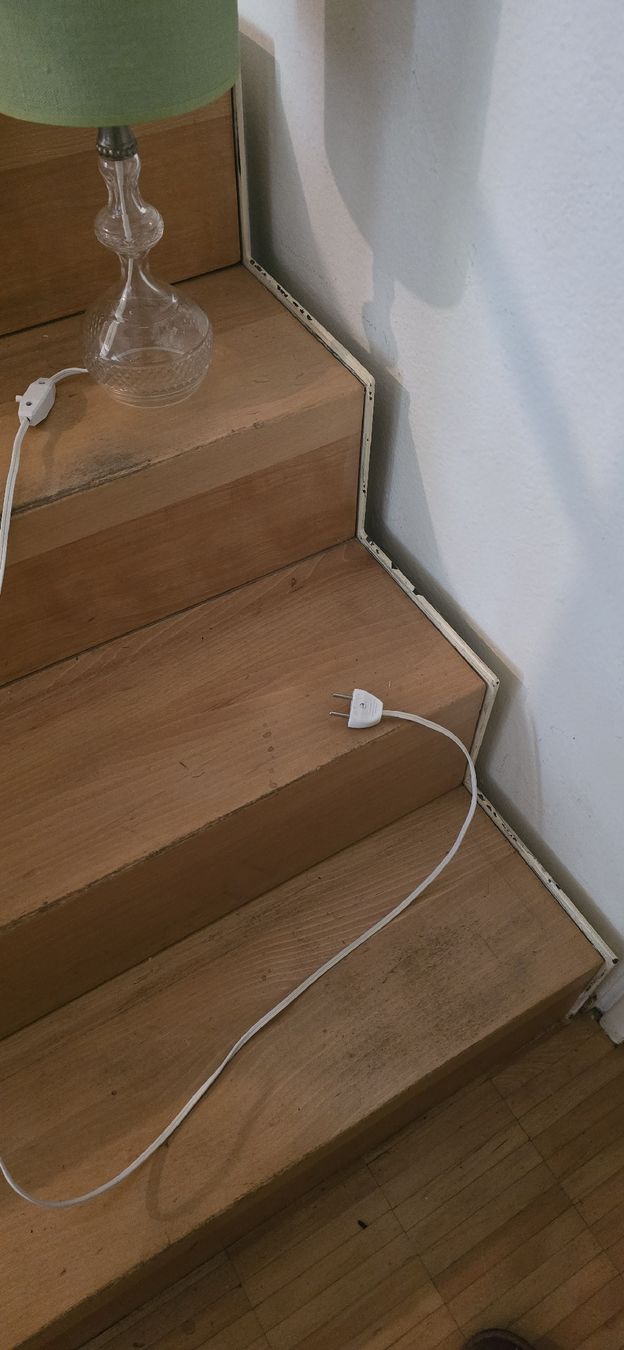 Lampes: Elegante Glaslampe mit grünem Schirm – D'occasion à Basel par Jcva 9