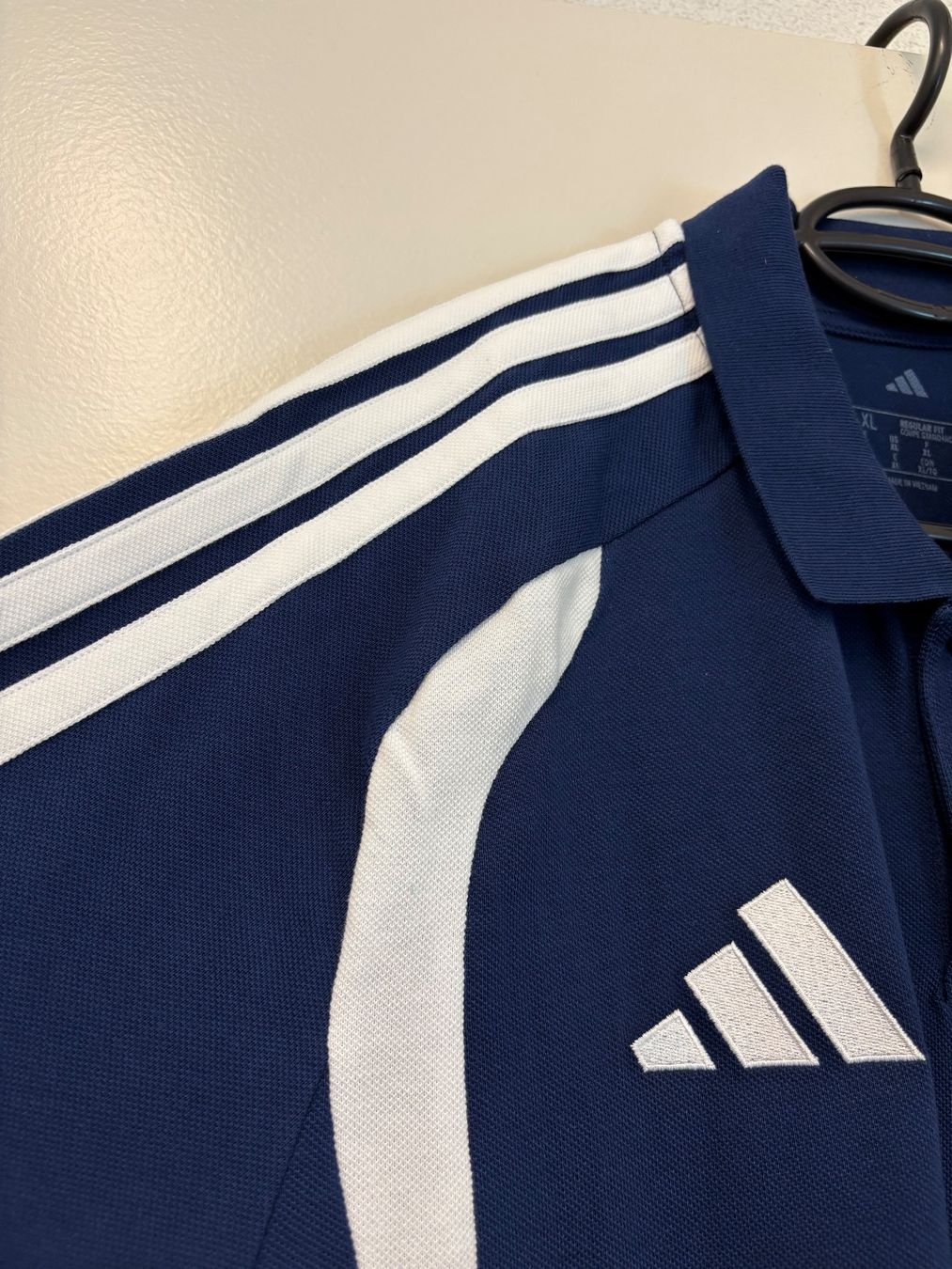 Adidas Magliette Polo: Adidas Poloshirt NEU – Nuovo e nell'imballaggio originale da Zürich venduto da mc_mike77 1