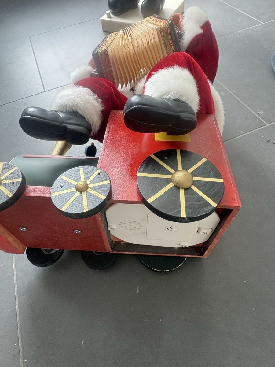 Tutte le decorazioni: Samichlaus mit Musik  – Usato da Obbürgen venduto da bugi6868 6