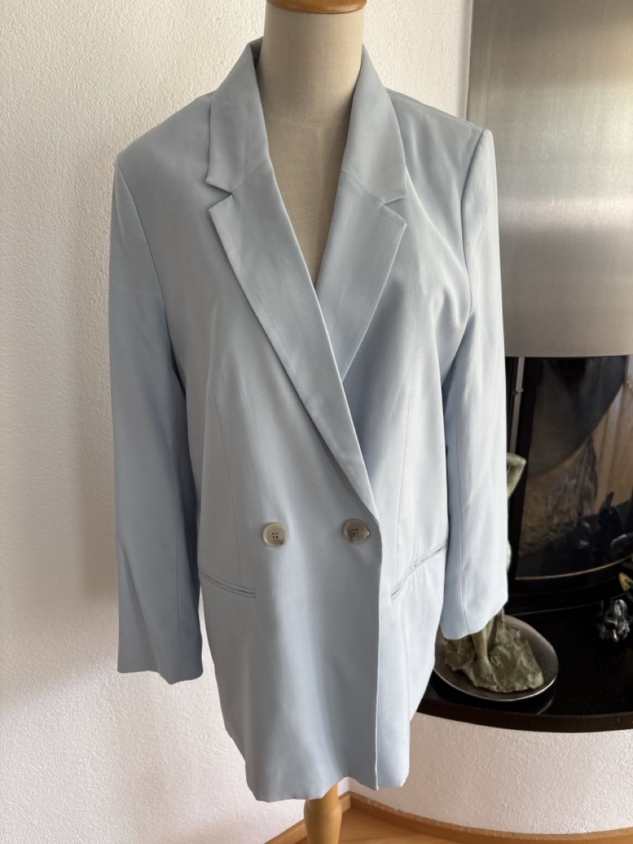 H&M Cappotti: Kurzmantel H& M neu – Nuovo e nell'imballaggio originale da Embrach venduto da Dmoney