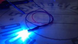 Schweisslicht Flacker-LED blau verkabelt