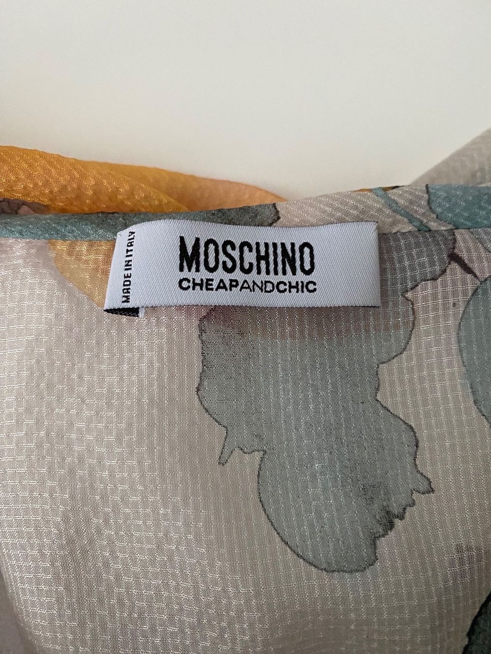 Moschino Camicette: Moschino Seidenbluse, Grösse 38 – Usato da Winterthur venduto da marisole4 1