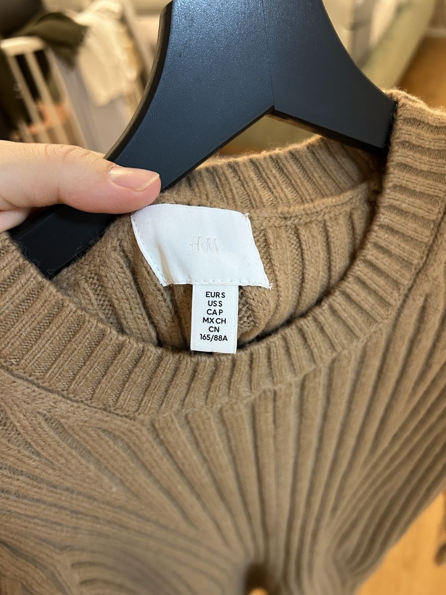 H&M Robes: Geripptes Strickkleid Gr. S – D'occasion à Rümlang par Flipper26 1