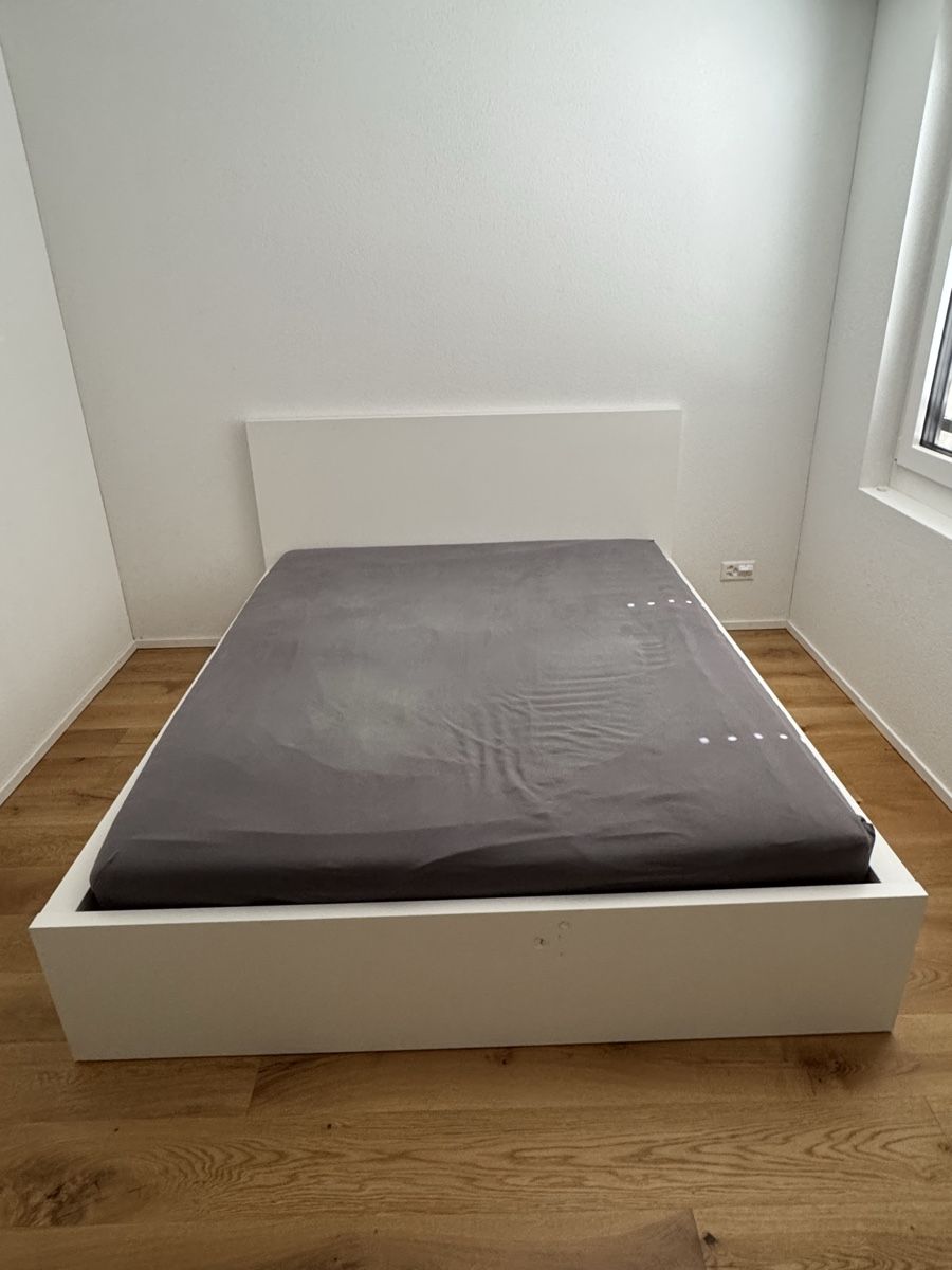 Ikea Letti: MALM Bett (160x200cm) – Usato da Bütschwil venduto da mau_26yq 1