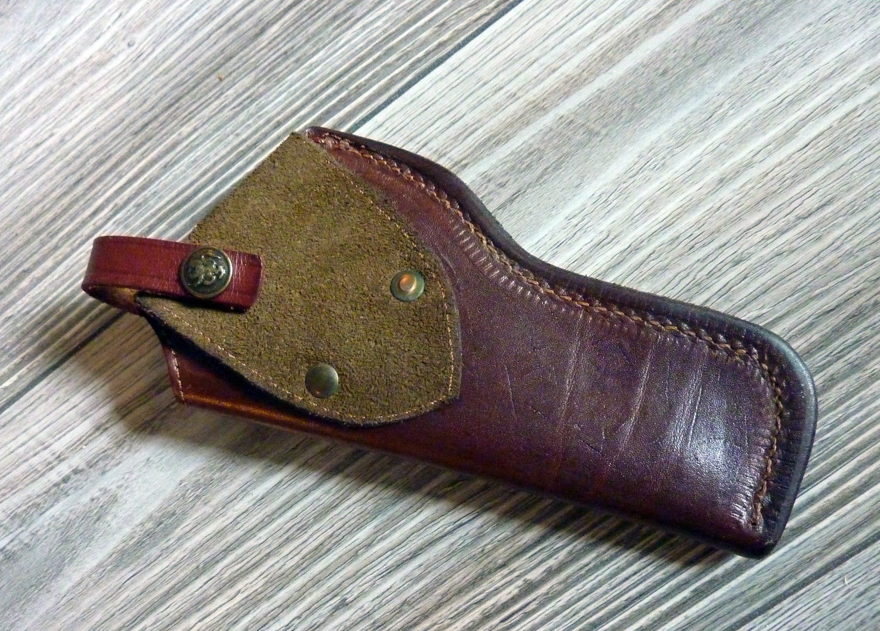 Schützensport: Cartouchière pour pistolet en cuir Argentin. – Gebraucht aus Bern von Dedonegro 1