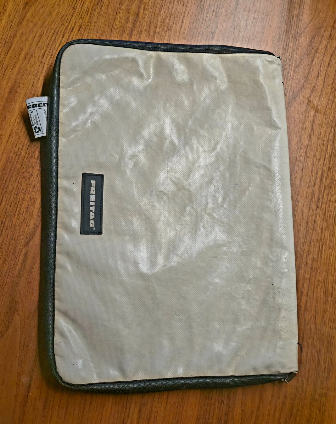 Freitag Sacs: FREITAG Laptop Tasche – D'occasion à Zürich par nat_8c7c