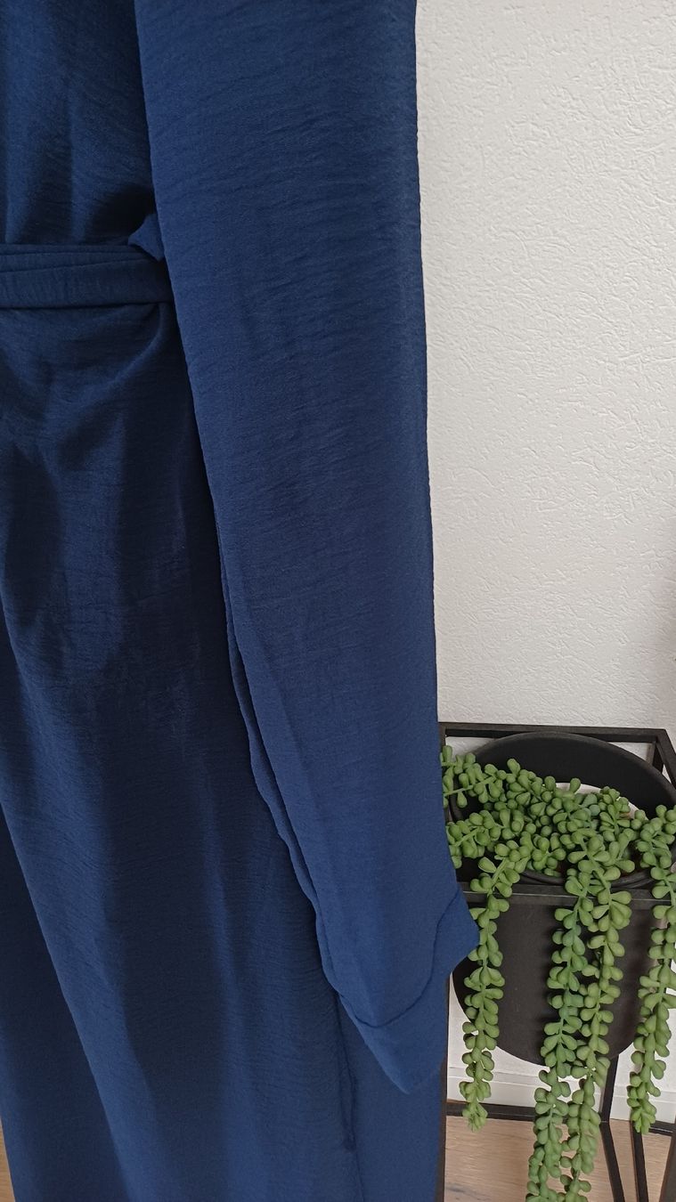 Kleider: Kleid dunkelblau Grösse M mit Gürtel – Gebraucht aus Arlesheim von savina01 3