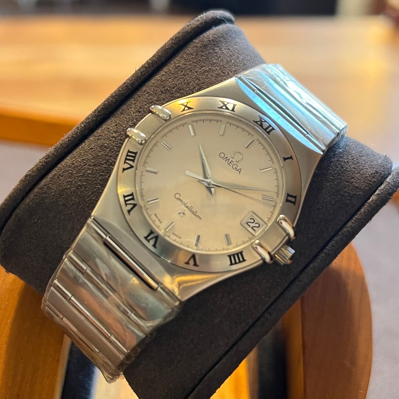 Omega Orologi: Omega Constellation Quartz Date 1512.3 – Usato da Carouge GE venduto da Watchaser 8