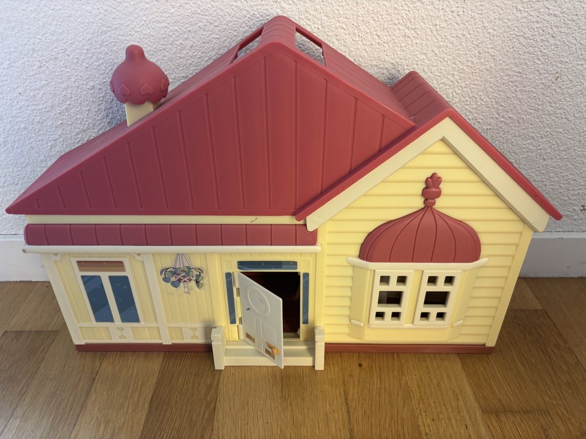 Spielhäuser: Bluey maison – Gebraucht aus Biel/Bienne von Spook7 2