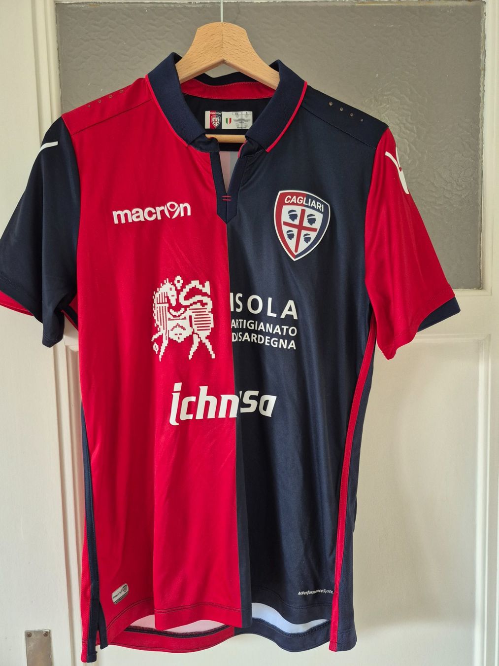 Canottiere & Pantaloni: Borriello Cagliari shirt S – Usato da Lausanne venduto da claire1401
