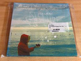 Gutevolk – Tiny People Singing Over The Rainbow