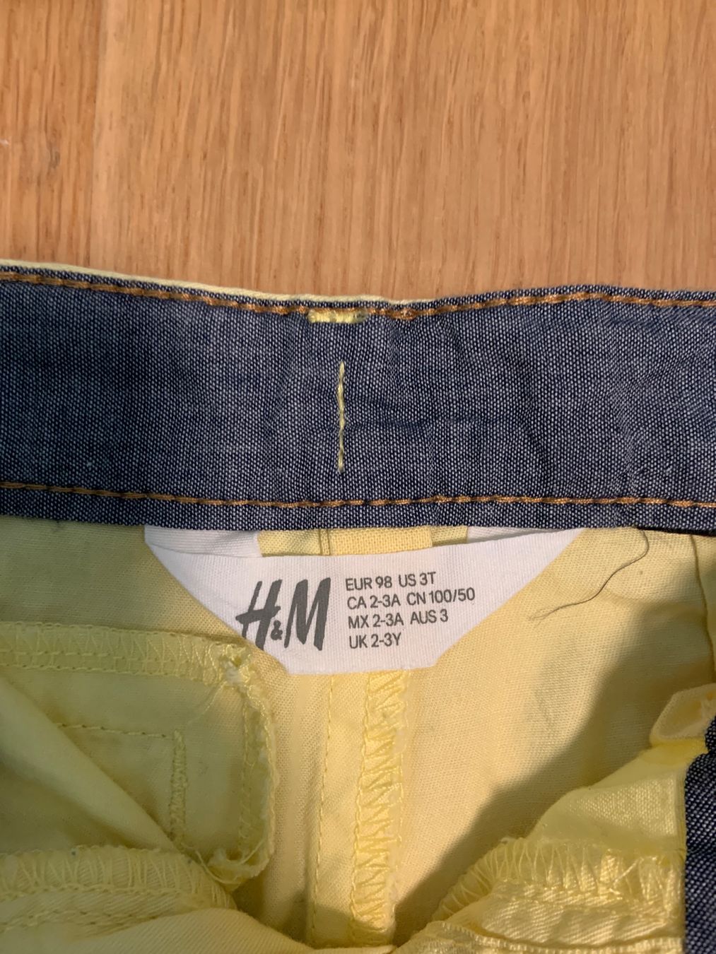 H&M Pantaloni: Kinder H&M Shorts, Gr. 98 – Usato da Zürich venduto da bur_6jq9 1