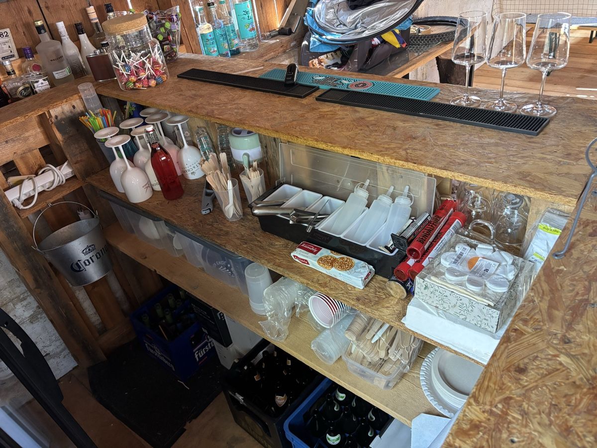 Equipement de magasin & Foires: Bar aus Paletten – D'occasion à Würenlingen par ste_9lg9 1