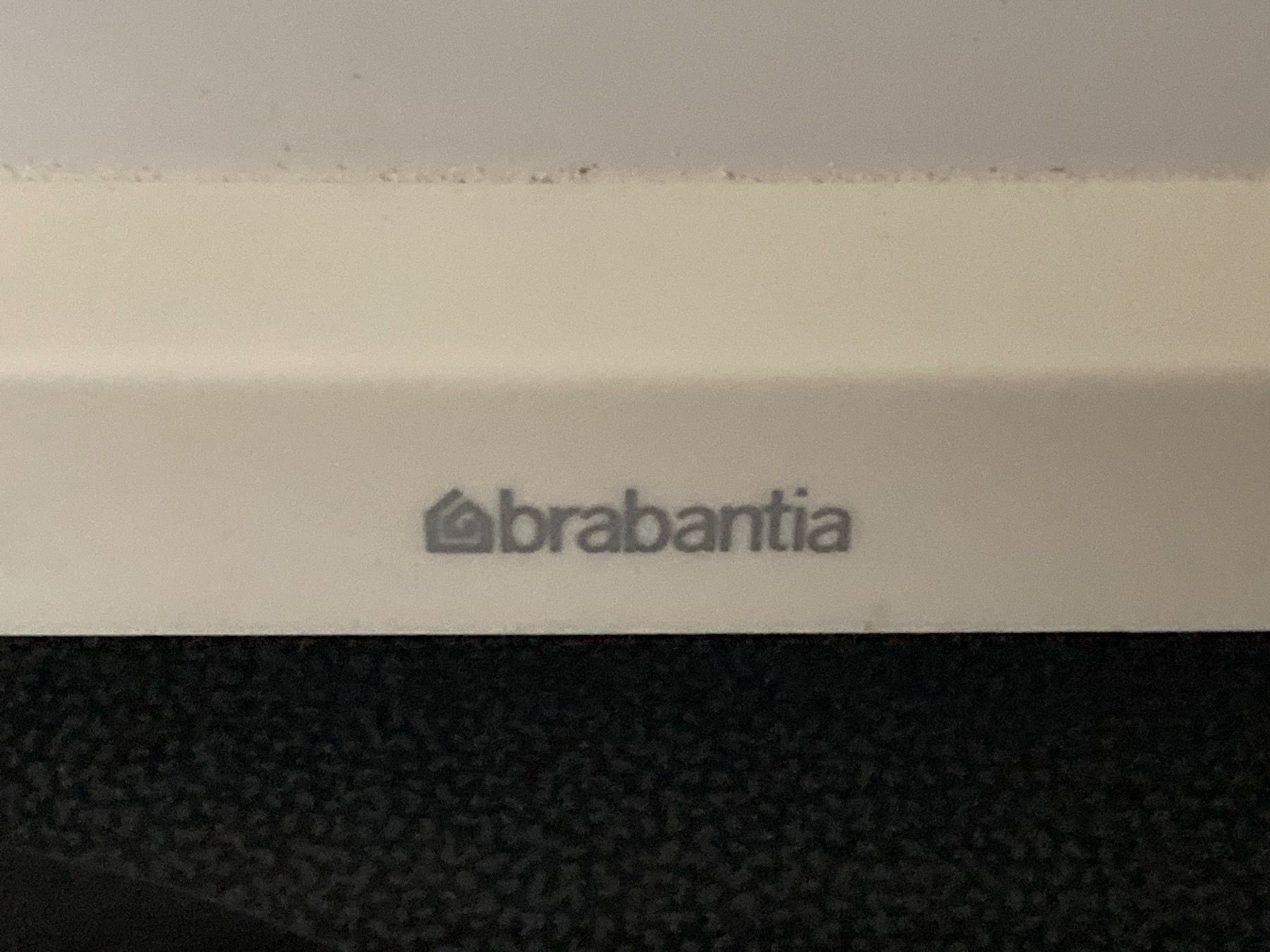 Brabantia Contenitori & Simili: Brot-Schublade brabantia – Usato da Zürich venduto da Chaeffeler 2
