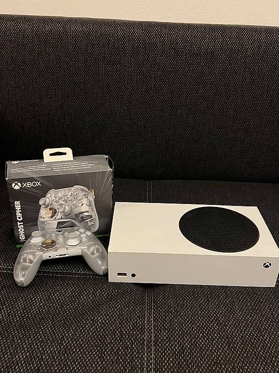 Console: Xbox Series S Ghost Cipher Special Edition – Usato da Bassecourt venduto da mas_6xny