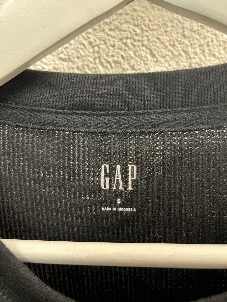 Gap T-shirt: 2 GAP Langarmshirts Damen, Gr. S – Usato da Frauenfeld venduto da heyLani 1