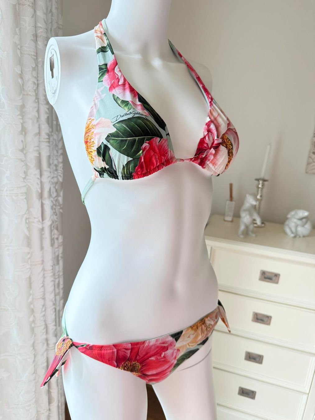 Dolce & Gabbana Costumi da bagno & Bikini: Damen Bikini Dolce & Gabbana Blumenmuster Gr. S – Usato da Oberarth venduto da SSS. 3