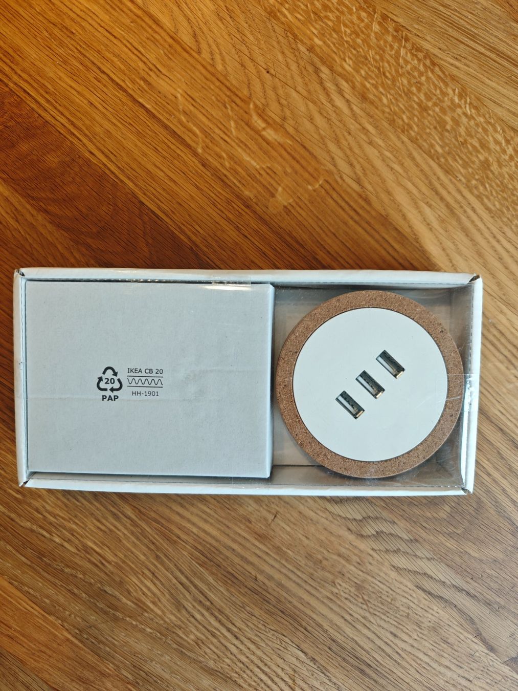 Ikea Caricabatterie: IKEA USB Ladegerät Ladestation - NEU – Nuovo e nell'imballaggio originale da Gunzgen venduto da 0Aurin0