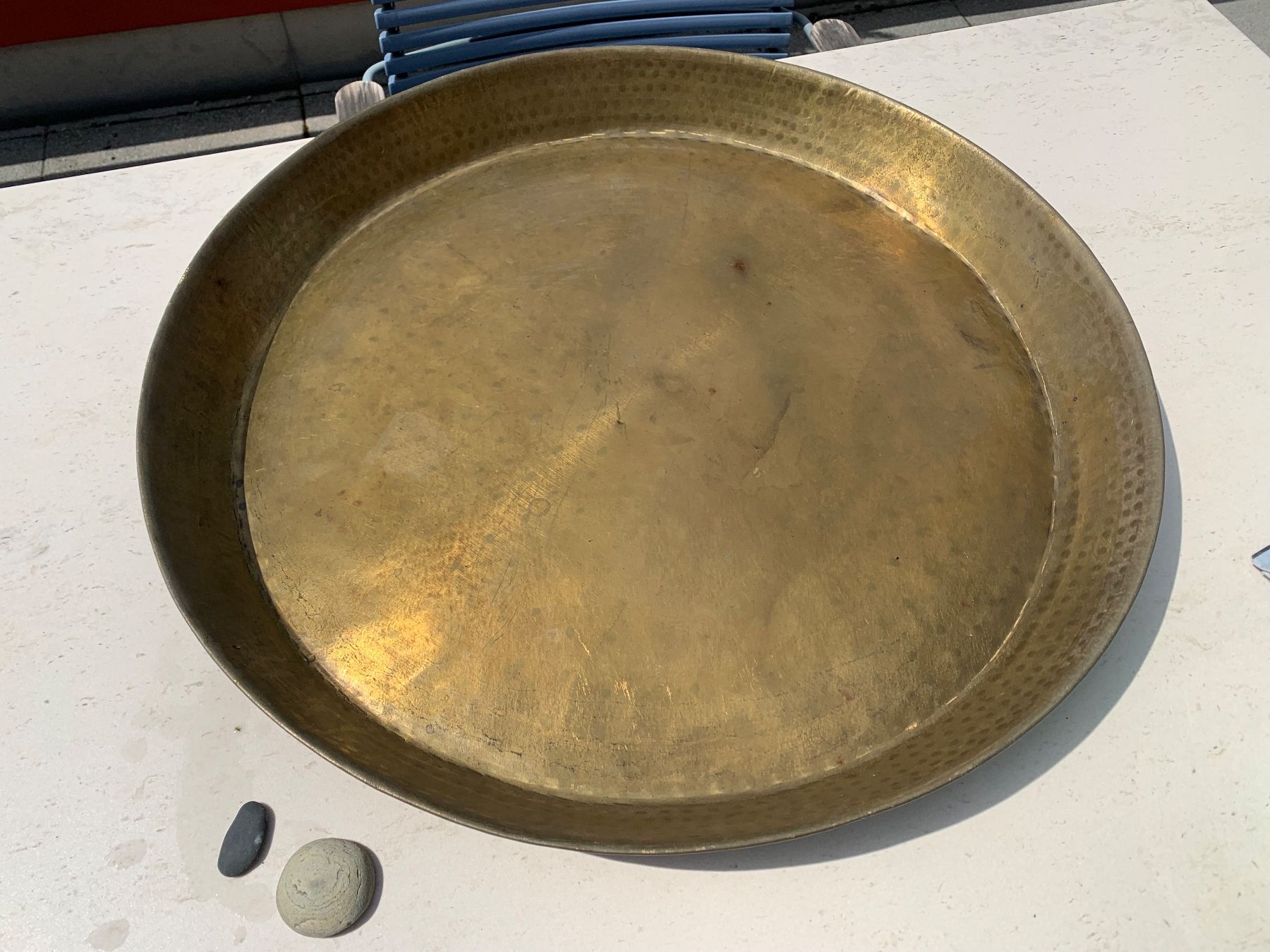 Piatti di portata: Rundes Kupfer Tablett - 66cm – Usato da Wohlen AG venduto da samoali 1