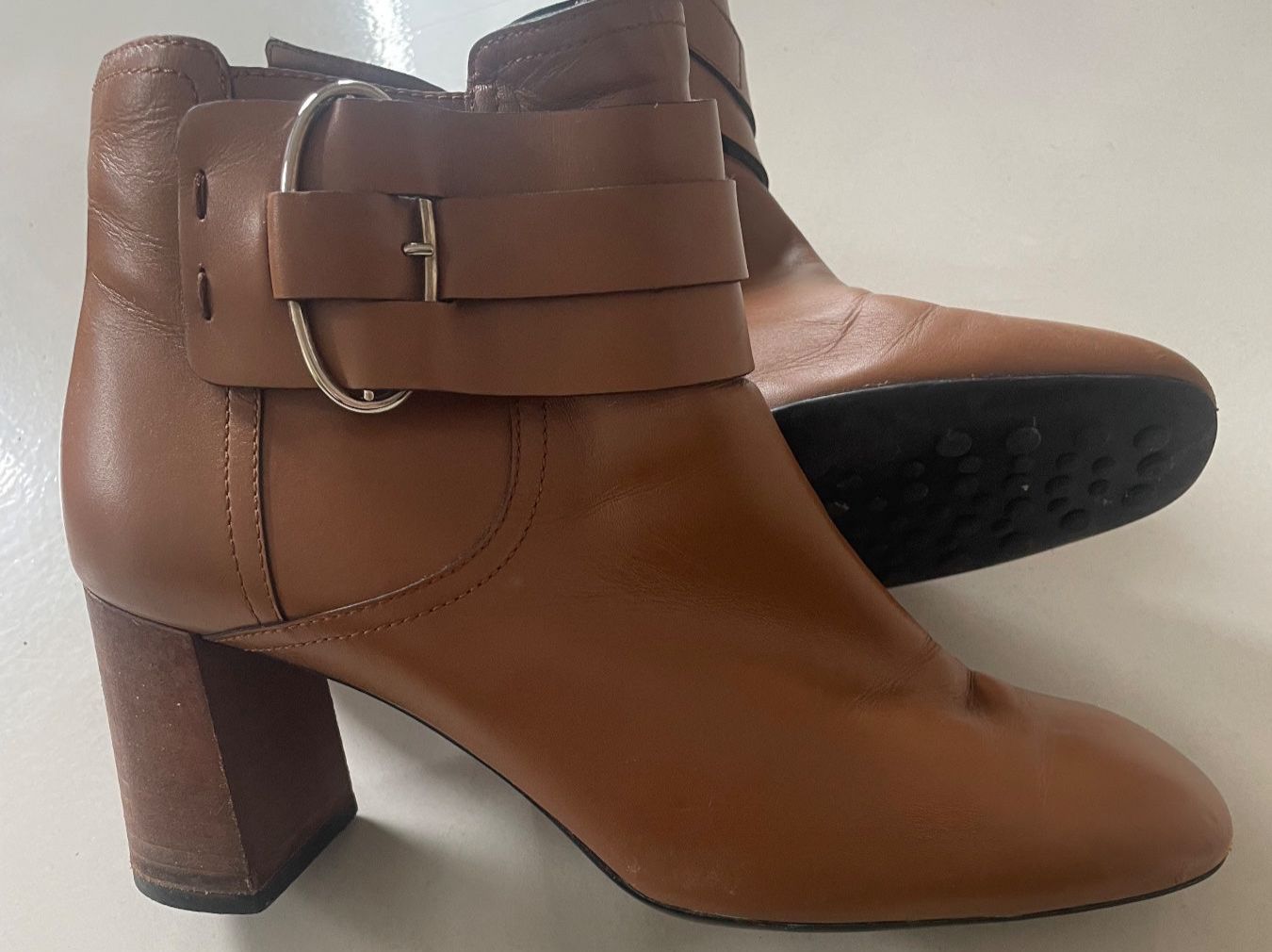 Tod'S Scarpe da donna: Stiefeletten Damen Tod's  39 – Usato da Minusio venduto da Pink222