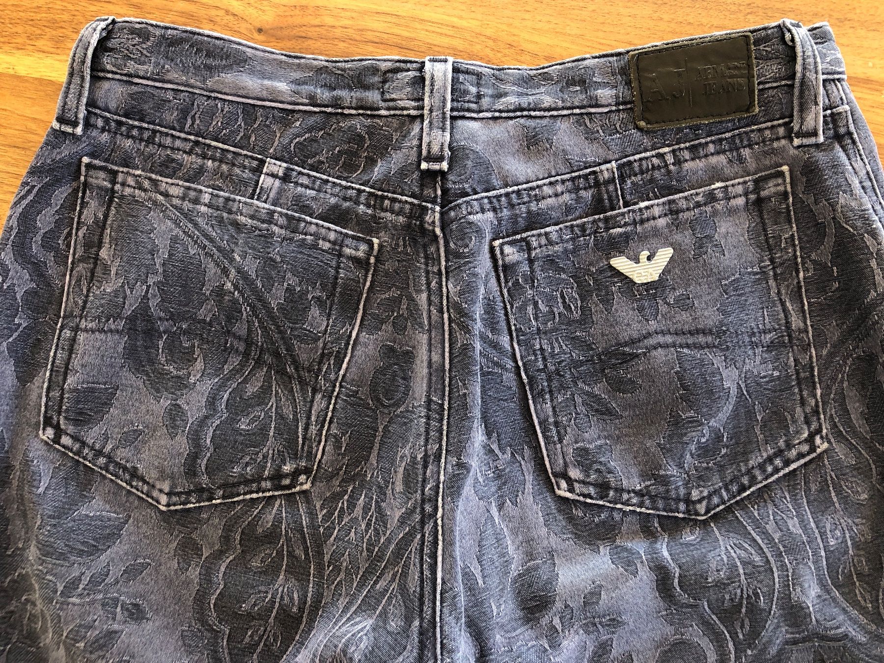 Armani Jeans: Armani Jeans Grösse 29 eher S – Usato da Zollikofen venduto da lorik007 5