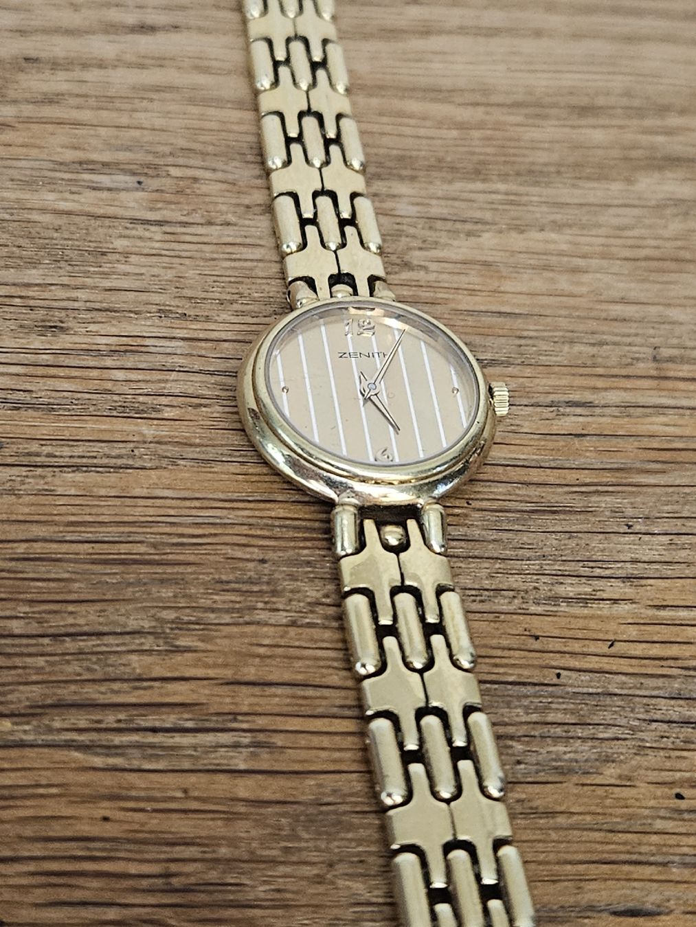 Zenith Uhren: Zenith Damenuhr 23mm – Gebraucht aus Flamatt von pie_f9zm 7