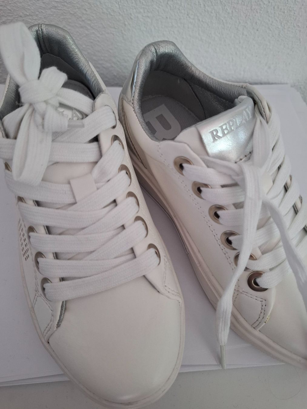 Replay Scarpe per ragazze: Replay, Sneaker, weiß, Gr. 31, neu – Nuovo (secondo la descrizione) da Dornach venduto da shoe-lina 1