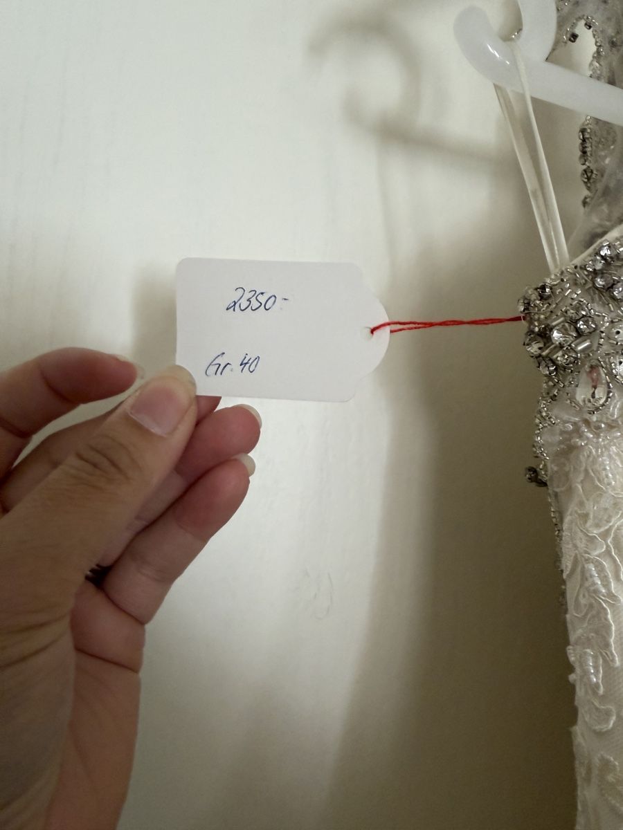 Kleider: Hochzeitskleid Grösse 40 NEU – Neu (gemäss Beschreibung) aus Schübelbach von Sambodscha 4