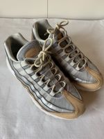 Nike Air Max 95 Gr. 39 / US 8 beige/silber