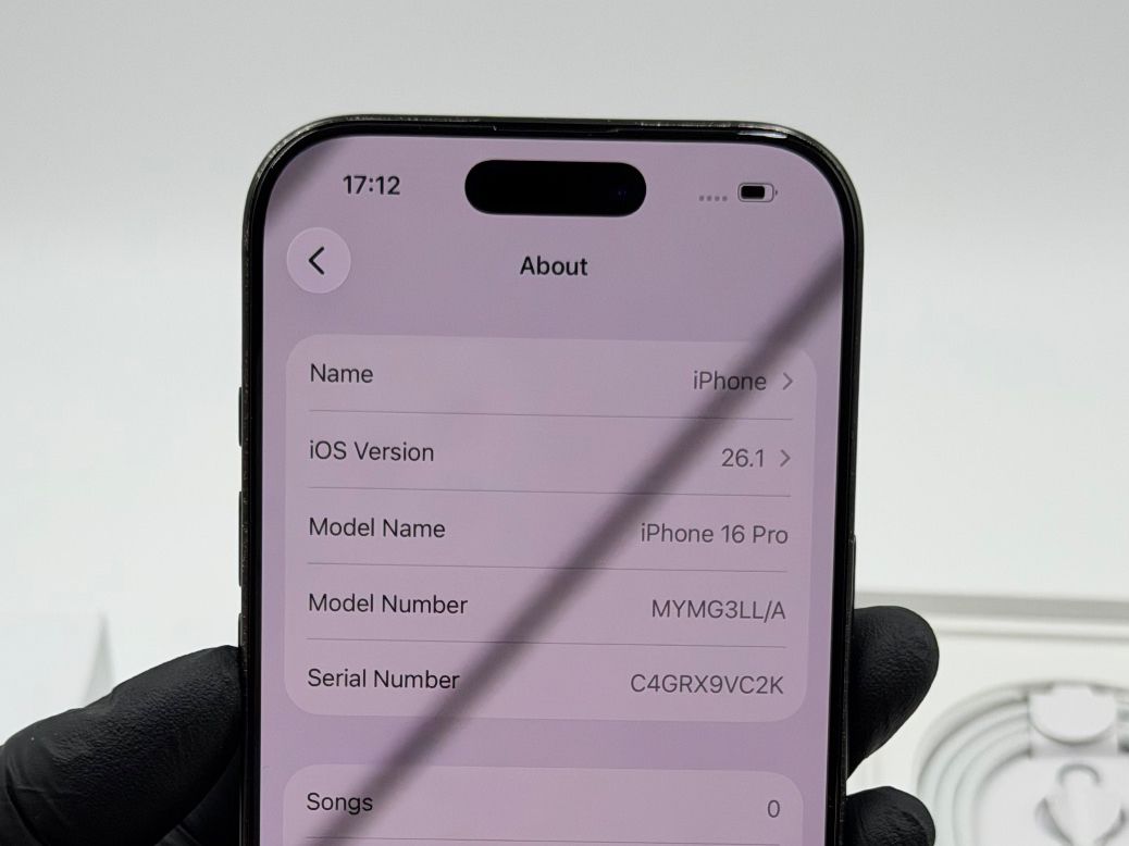 Apple Telefoni cellulari / Smartphones: Apple iPhone 16 Pro - 256 GB | Wie neu – Usato da Chur venduto da ReplaceHub 6