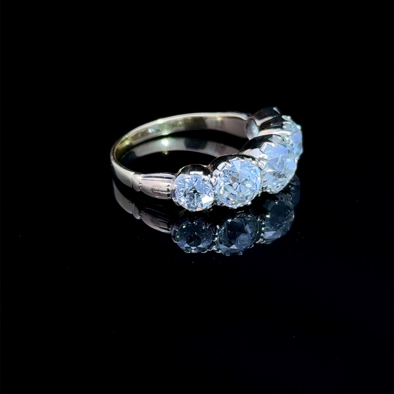 Anelli: 4.04ct Five Stone Victorian Halfhoop Diamond Ring – Usato da Embrach venduto da estzeh1 3