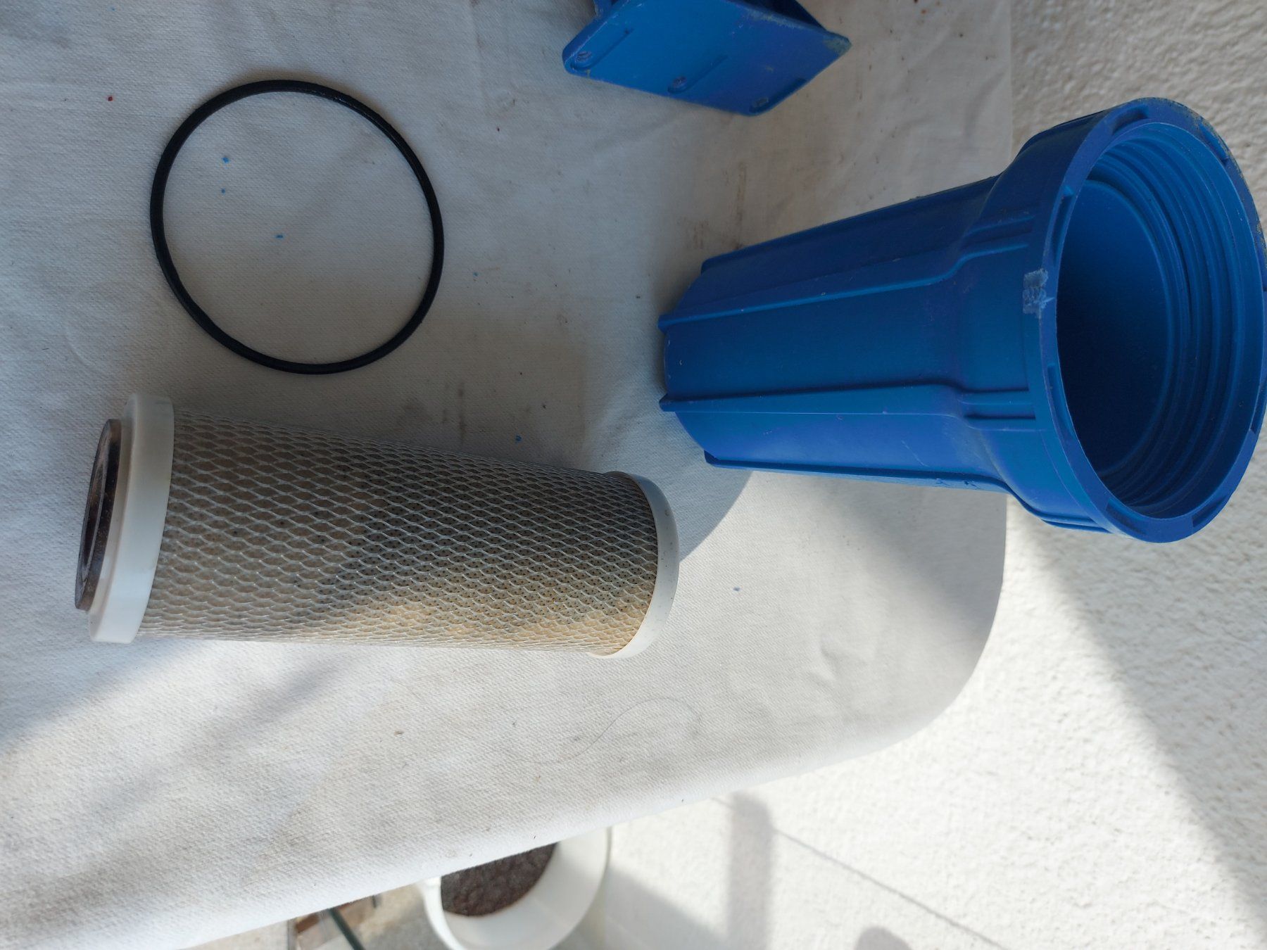Sanitari: Wasserfilter blau mit Absperrhahn......... – Usato da Rheinau venduto da profitronic.shop 7
